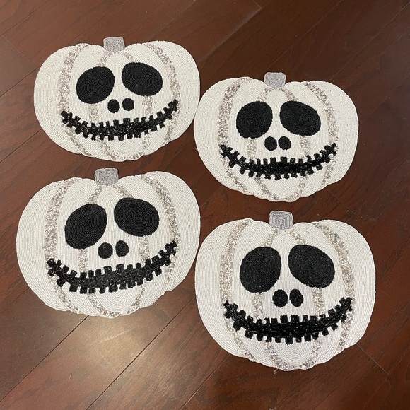 CHRISTIAN SIRIANO “NIGHTMARE BEFORE CHRISTMAS JACK  SKELLINGTON BEADED CHARGERS - Picture 3 of 5